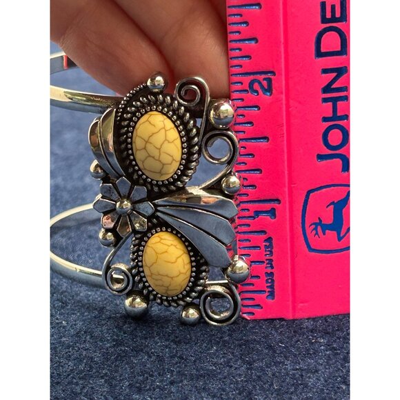 Paparazzi Mojave Flower Girl Yellow Stone Cuff Bracelet With Silver Floral boho - Picture 5 of 6